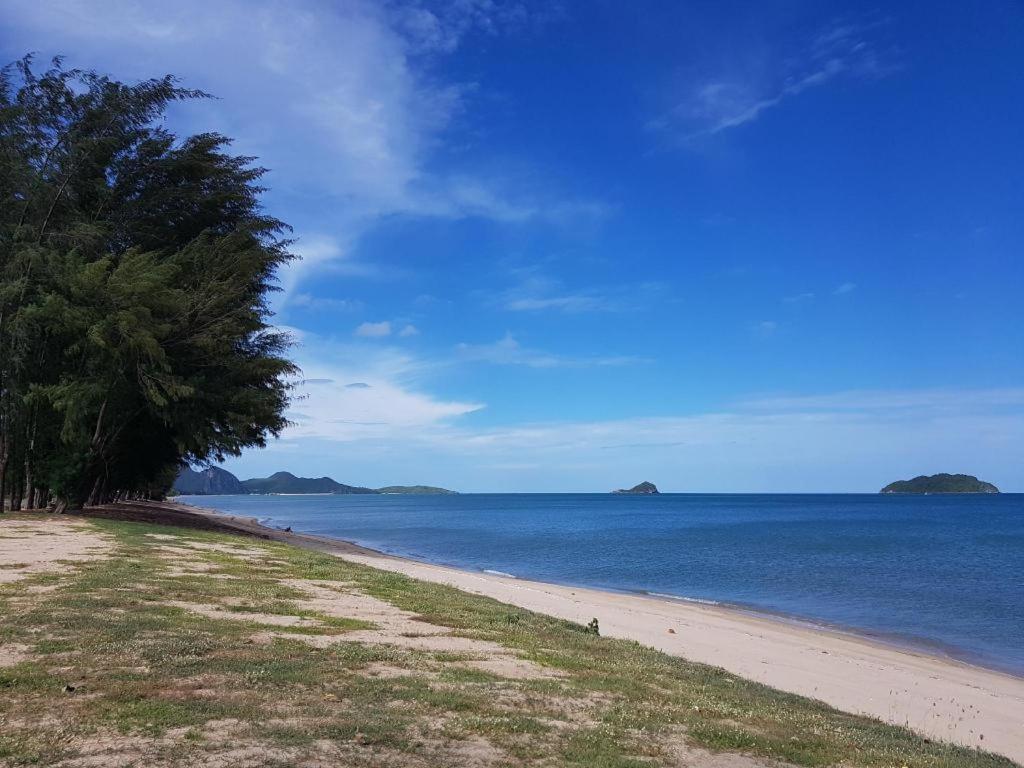 海滨明珠度假村 班武里府 外观 照片